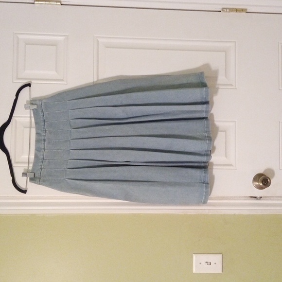 Chic Denim Blue Midi Skirt - Picture 1 of 1